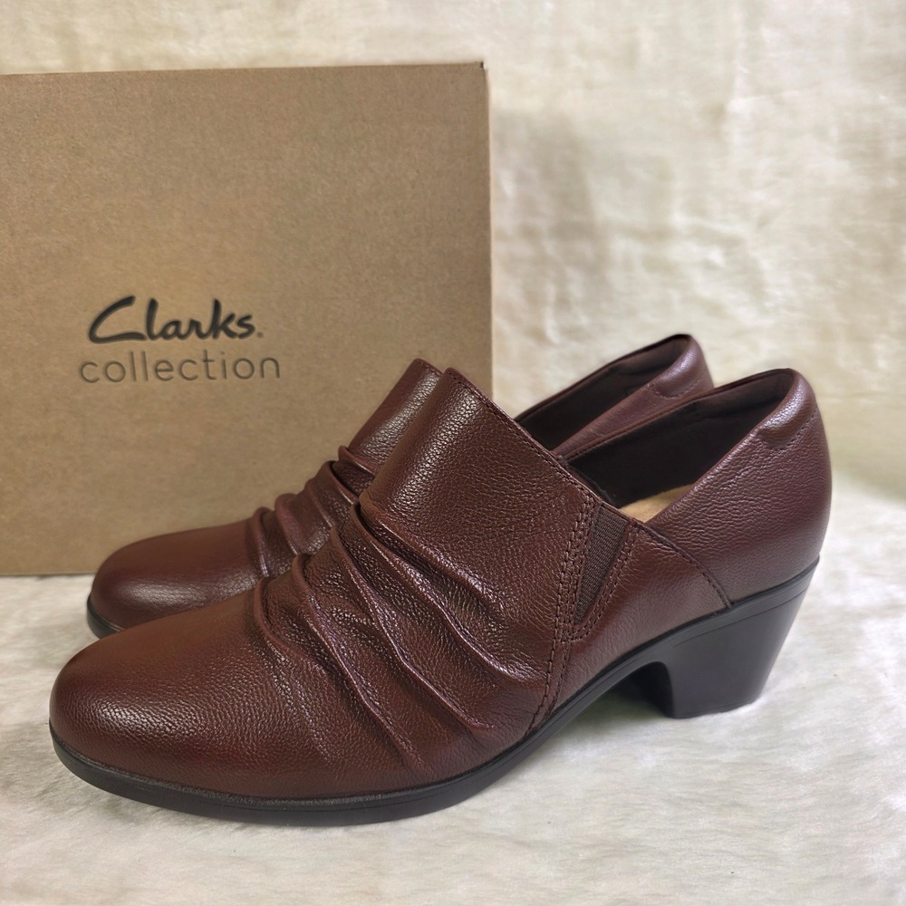 Clarks Pump Loafers Shooties British Tan Leather Ruched Bootie Womens 9 NEW